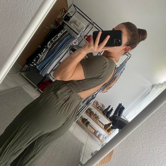 LF 3/4 jumpsuit - Picture 2 of 4